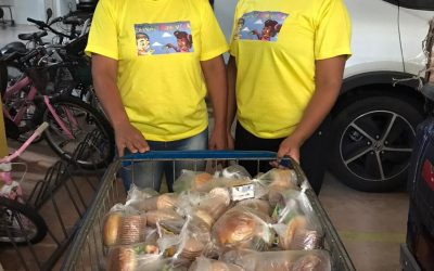 Ações doam alimentos e produtos a moradores de rua, em meio à Covid-19